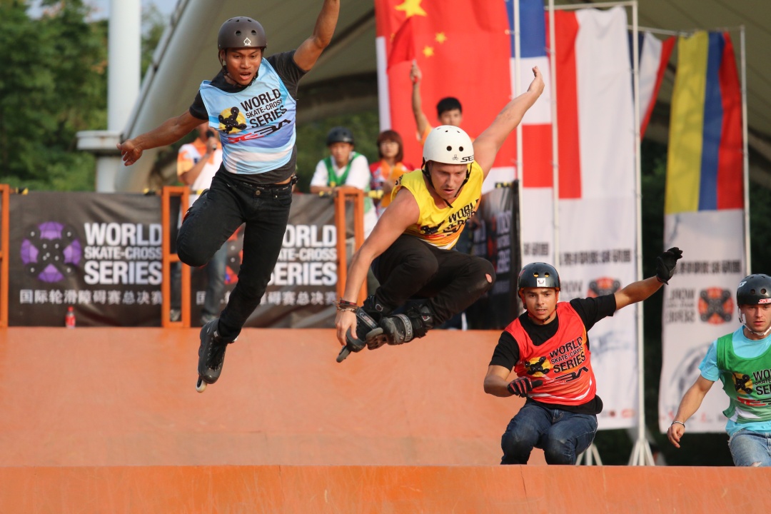 轮滑十二大项目,轮滑运动合集