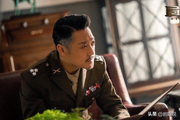 《局中人》的热话题，赵达的白牙，叶局长的嗓音，还有一首歌