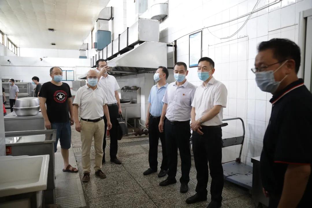 中学开学工作平稳有序,开学工作整体平稳有序