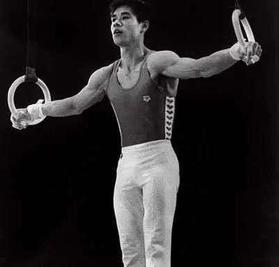 鞋价暴涨31倍，*疆新**棉事件之后的李宁，是如何应对质疑再翻身的？