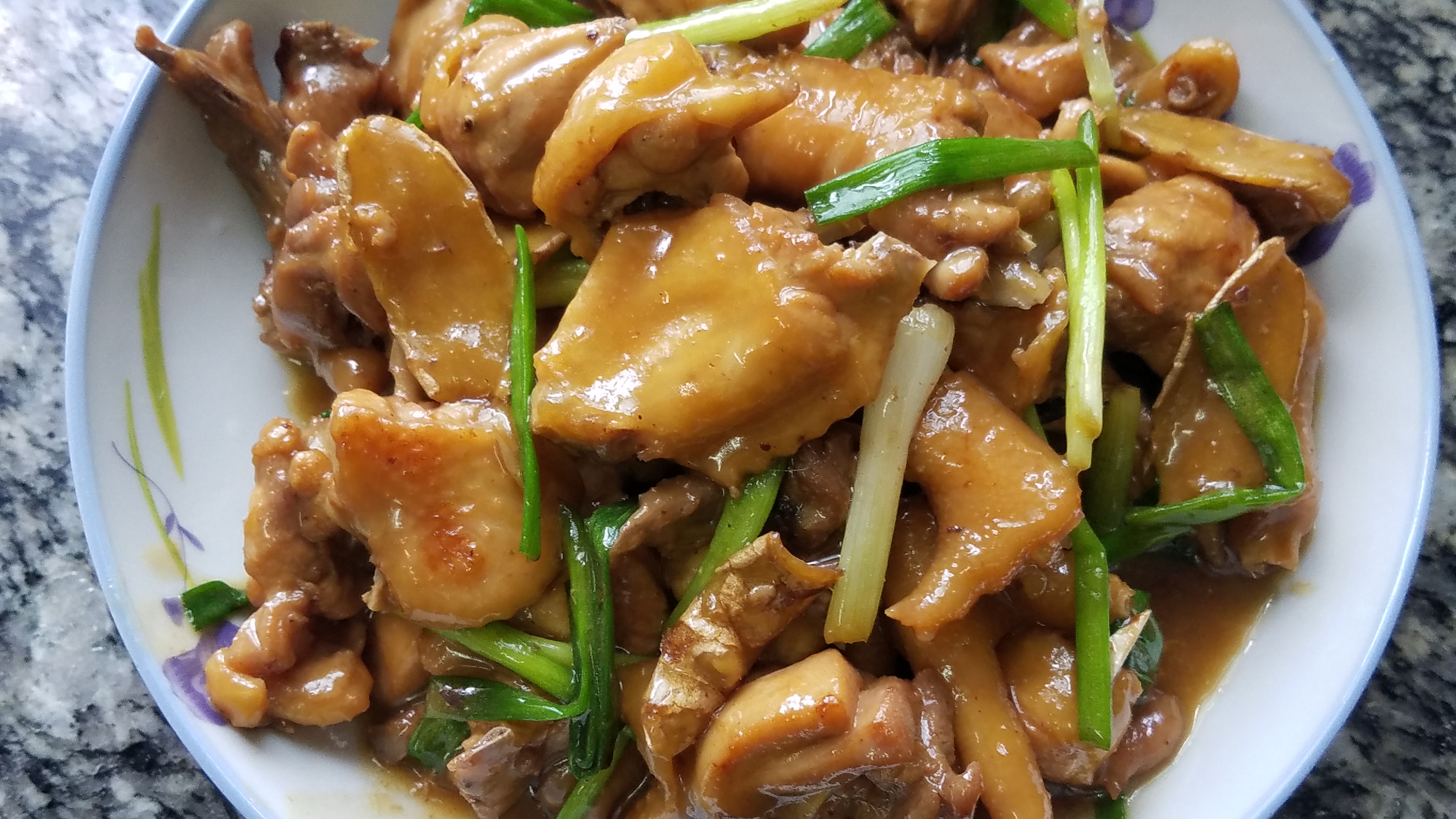 教你做香喷喷的泰式菠萝鸡肉炒饭,炒鸡肉怎么操作才香喷喷的