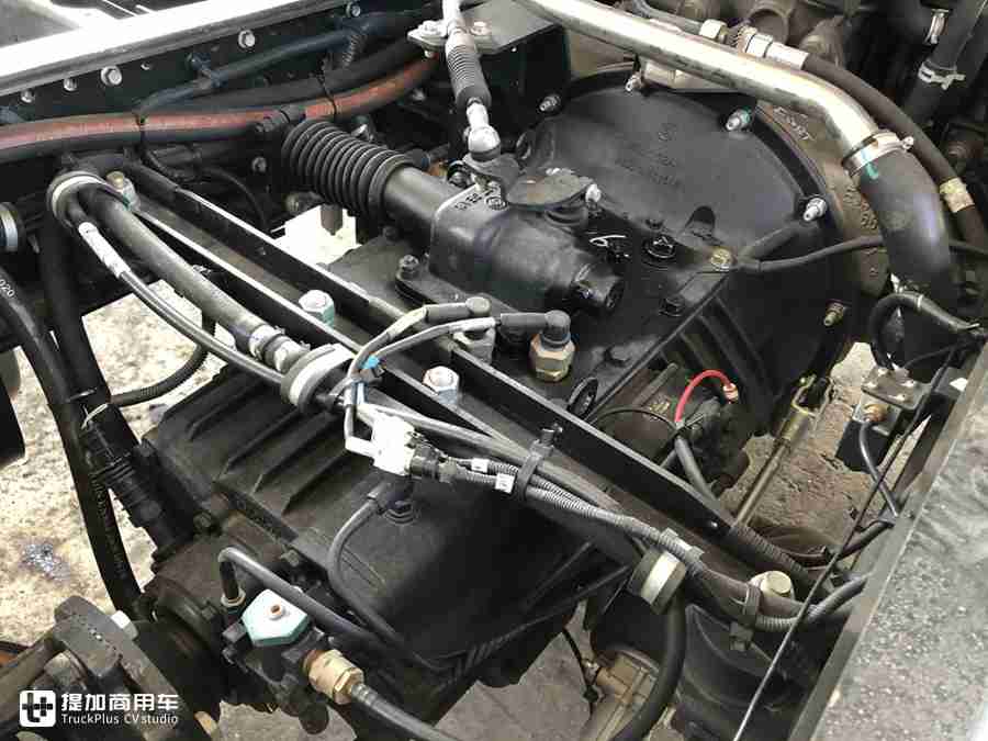 骏铃v6轻卡车重载版,江淮骏铃v6排半轻卡底盘