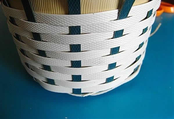 打包带编手工花篮教程视频,教你用打包带编圆篮子视频