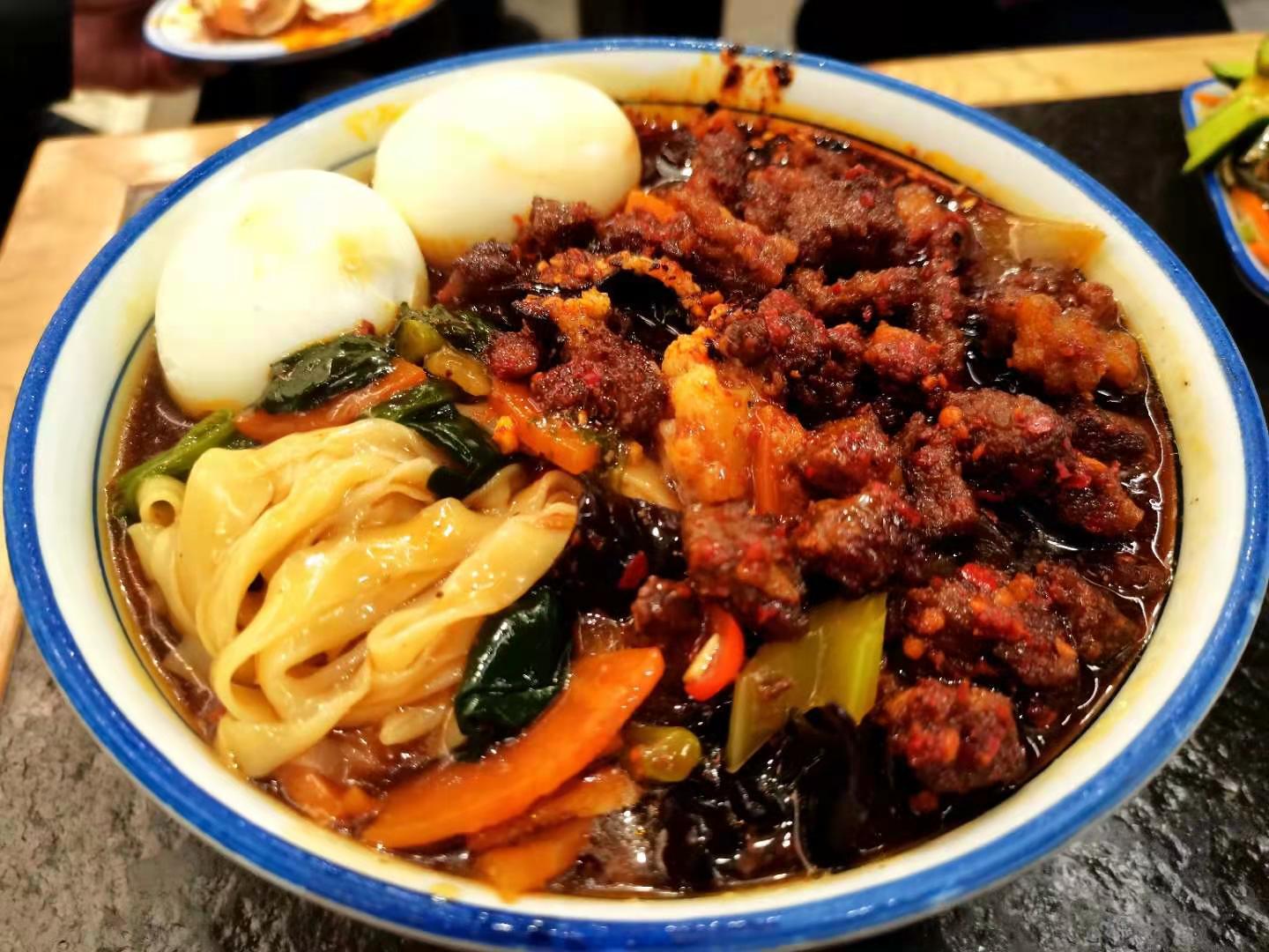 松鼠家牛肉面到底好不好吃？来自网友的这些评价请查收