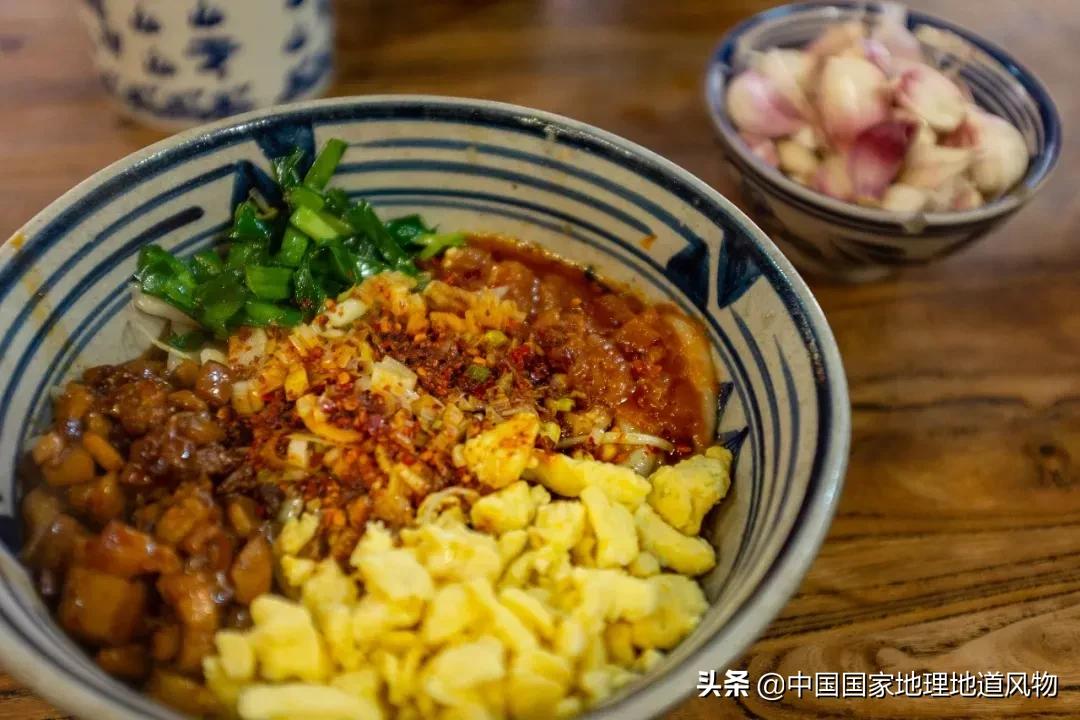 陕西人到底有多爱吃蒜,陕西人每年平均要吃掉多少蒜