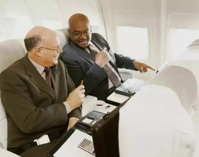 飞机上面的秘密,飞机里的小秘密