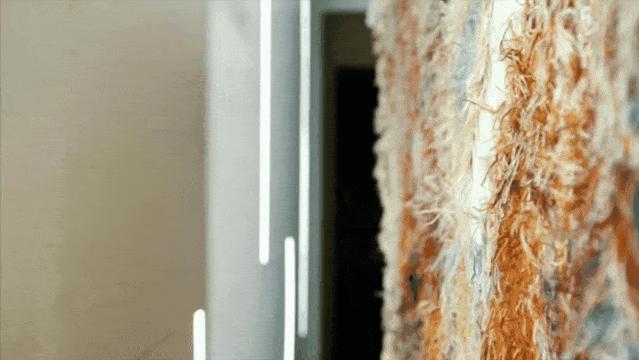 一群中国女工，做出比爱马仕还贵的奢侈品，拍出332万
