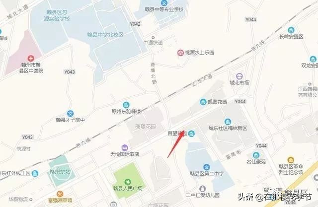 赣州赣县区足球场,赣县公园里球场
