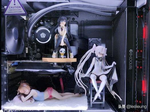 雷神黑武士主机评测,雷神主机黑武士光剑