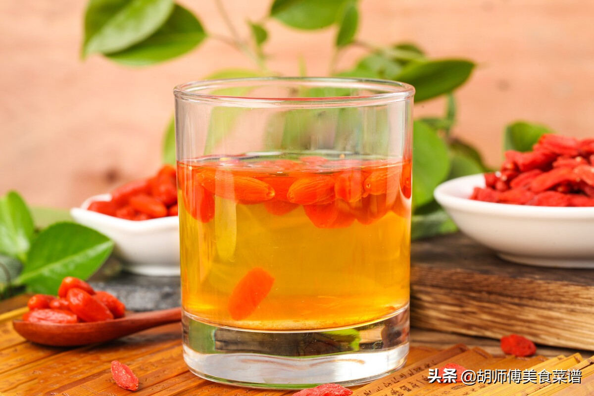 吃了被硫磺熏过的枸杞会怎么样,怎么选择健康无熏硫磺的枸杞