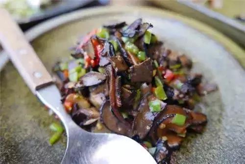 无毒野生菌图鉴大全,见手青野生菌可以吃的种类