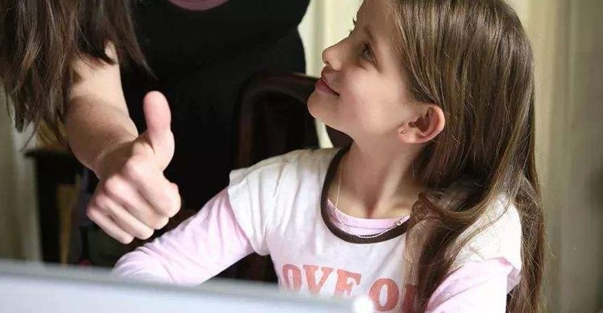 不能夸奖的孩子怎么教育,夸奖式教育的利与弊才是真的