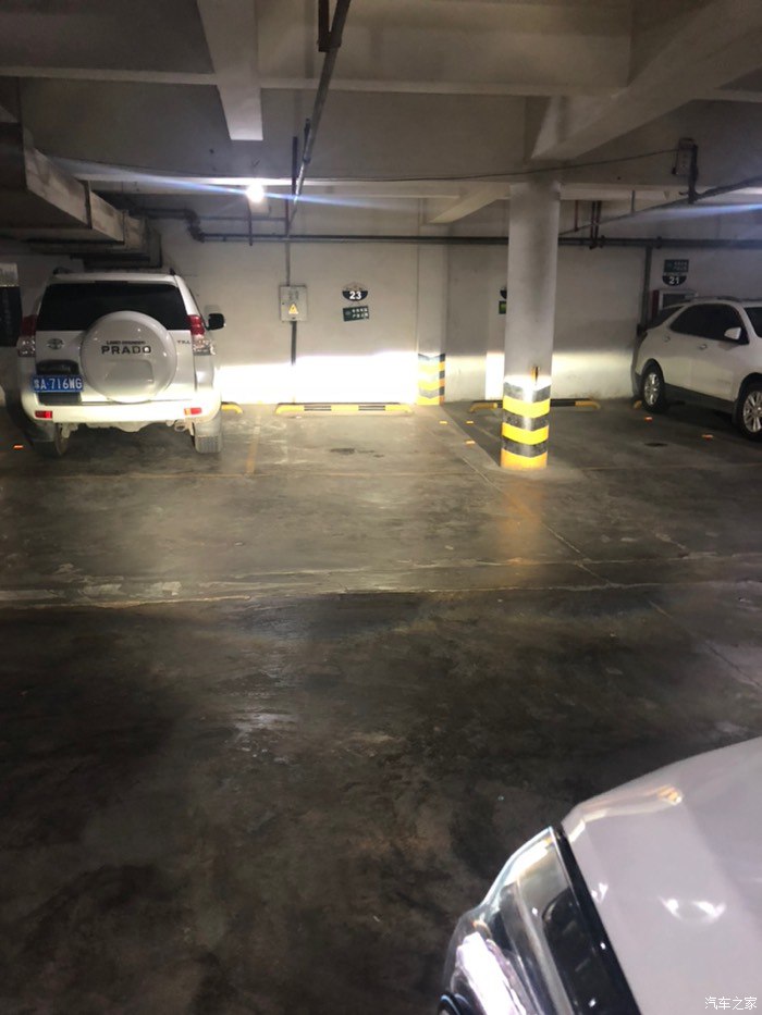 凯迪拉克xt5换led大灯教程,凯迪拉克xt525t豪华版改装