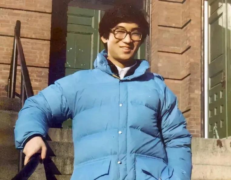 一个中国天才的短暂人生：20岁进哈佛，却在34岁自杀，死因成谜