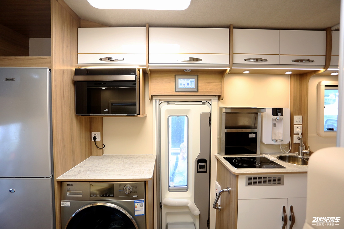 平头轻卡c型房车跃进,详解上汽跃进H500轻卡房车