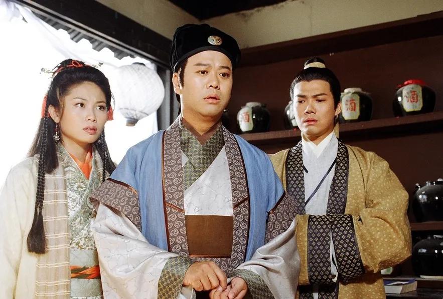 明星月薪10万,明星片酬8000万实际到手