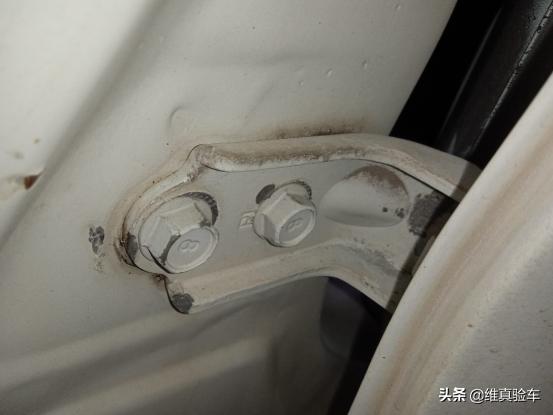 起亚k2两厢爆改,想买辆起亚k2二手车大概多少钱