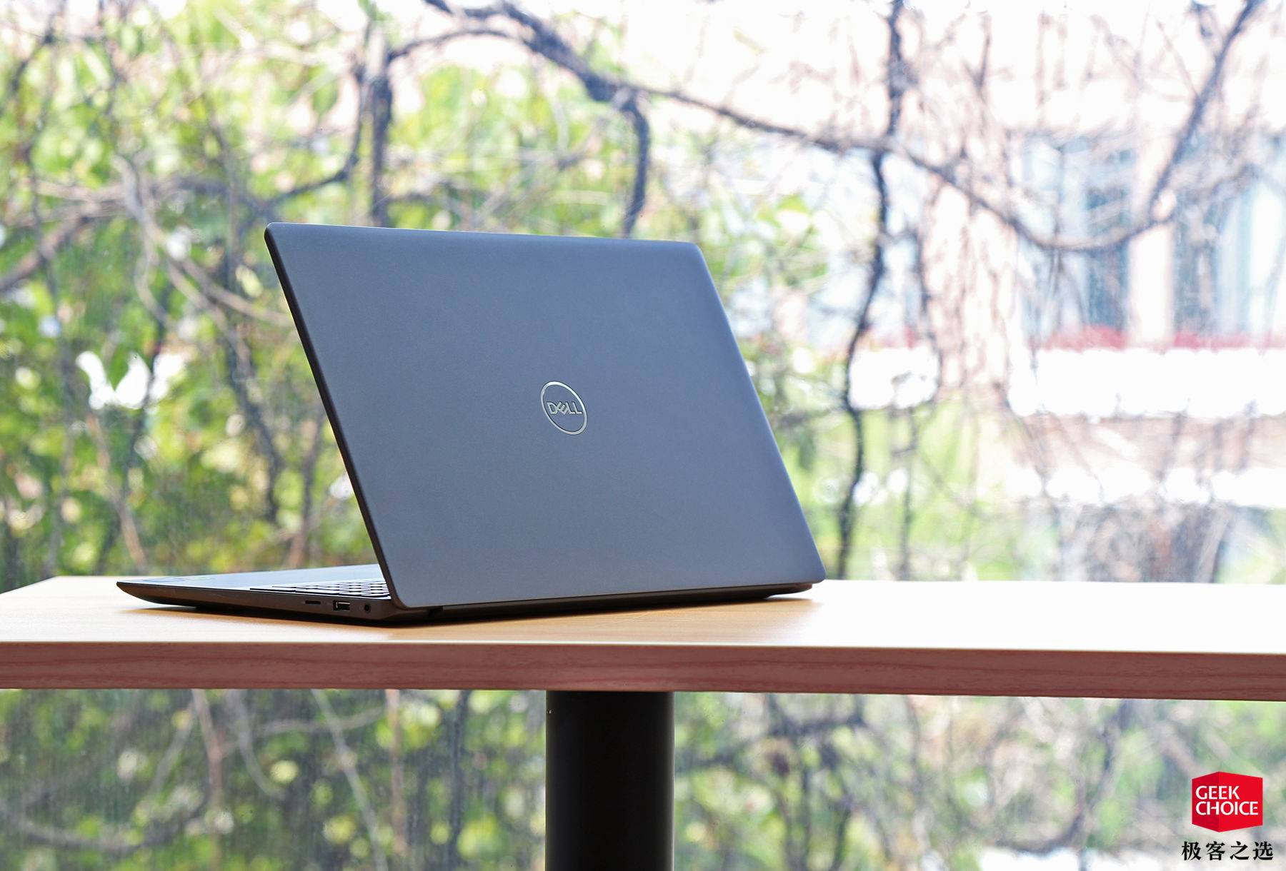 戴尔灵越7000是商务本吗,戴尔笔记本灵越7000评测