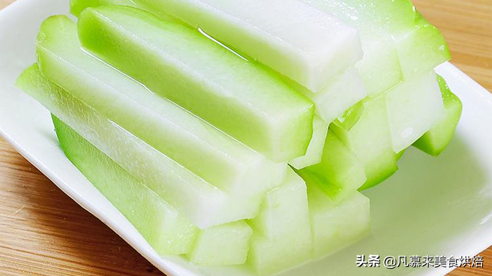 凉拌佛手瓜家常做法需要去皮吗,佛手瓜要去皮吗不能和什么东西吃