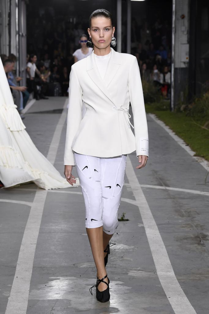 时尚极简风百搭显瘦休闲裤,好穿还显瘦的百搭神裤推荐啦