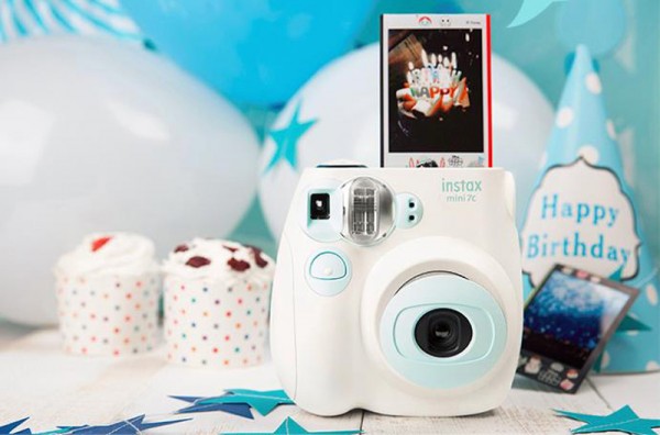 丰富你的照片墙，富士拍立得选购指南