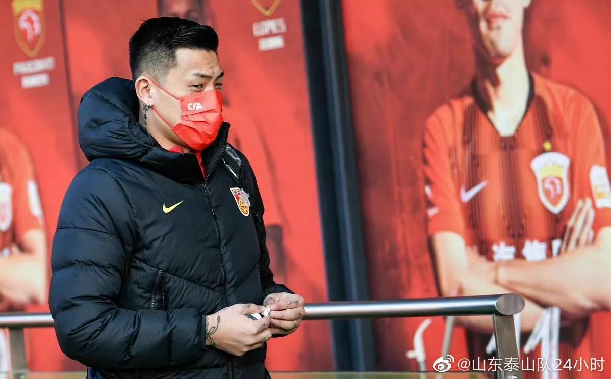 中国足球男子国家队集训名单,中国男子足球国家队射门训练日常