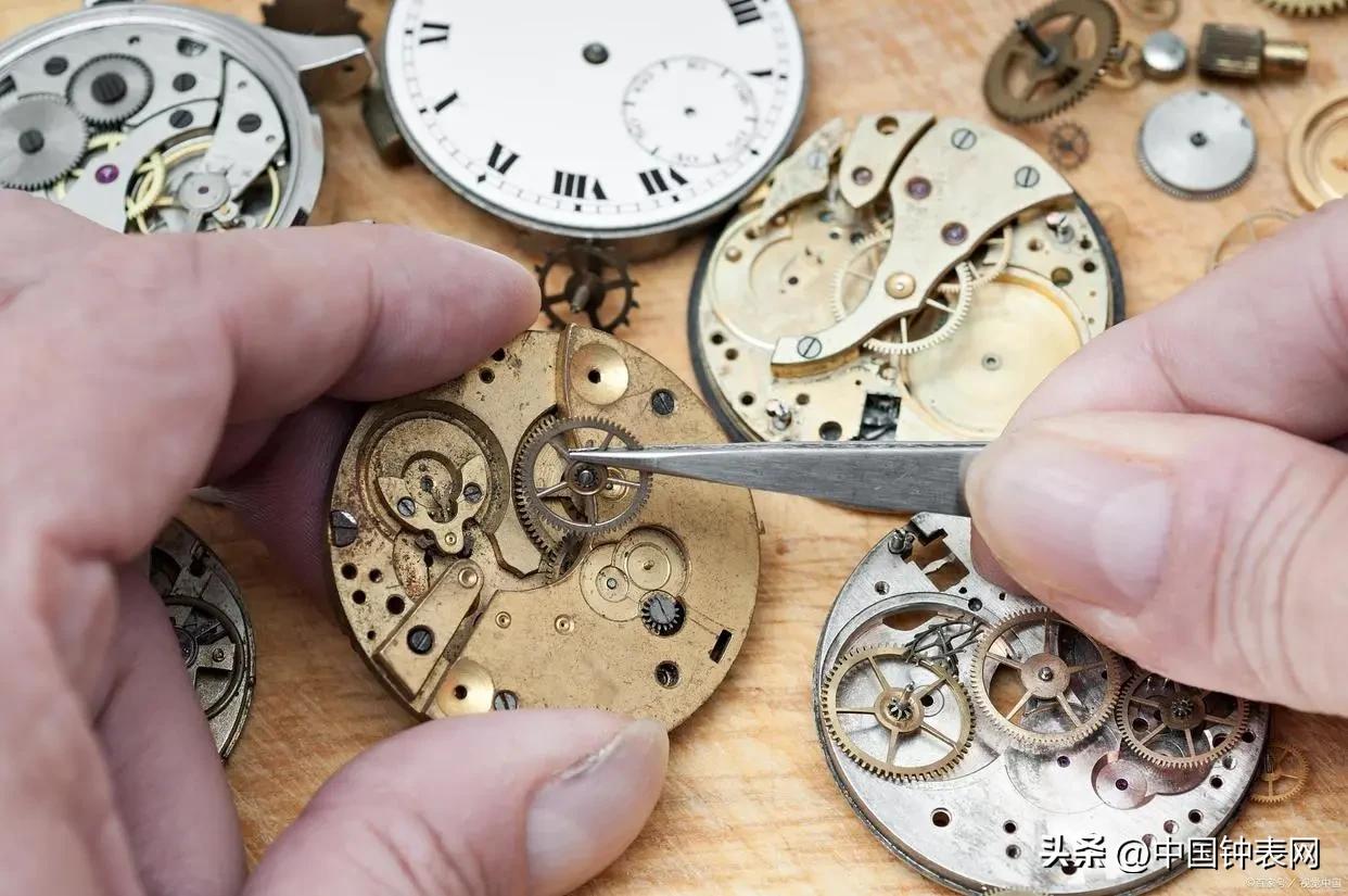 瑞士名表多长时间要保养一次,瑞士手表戴几年需清洗