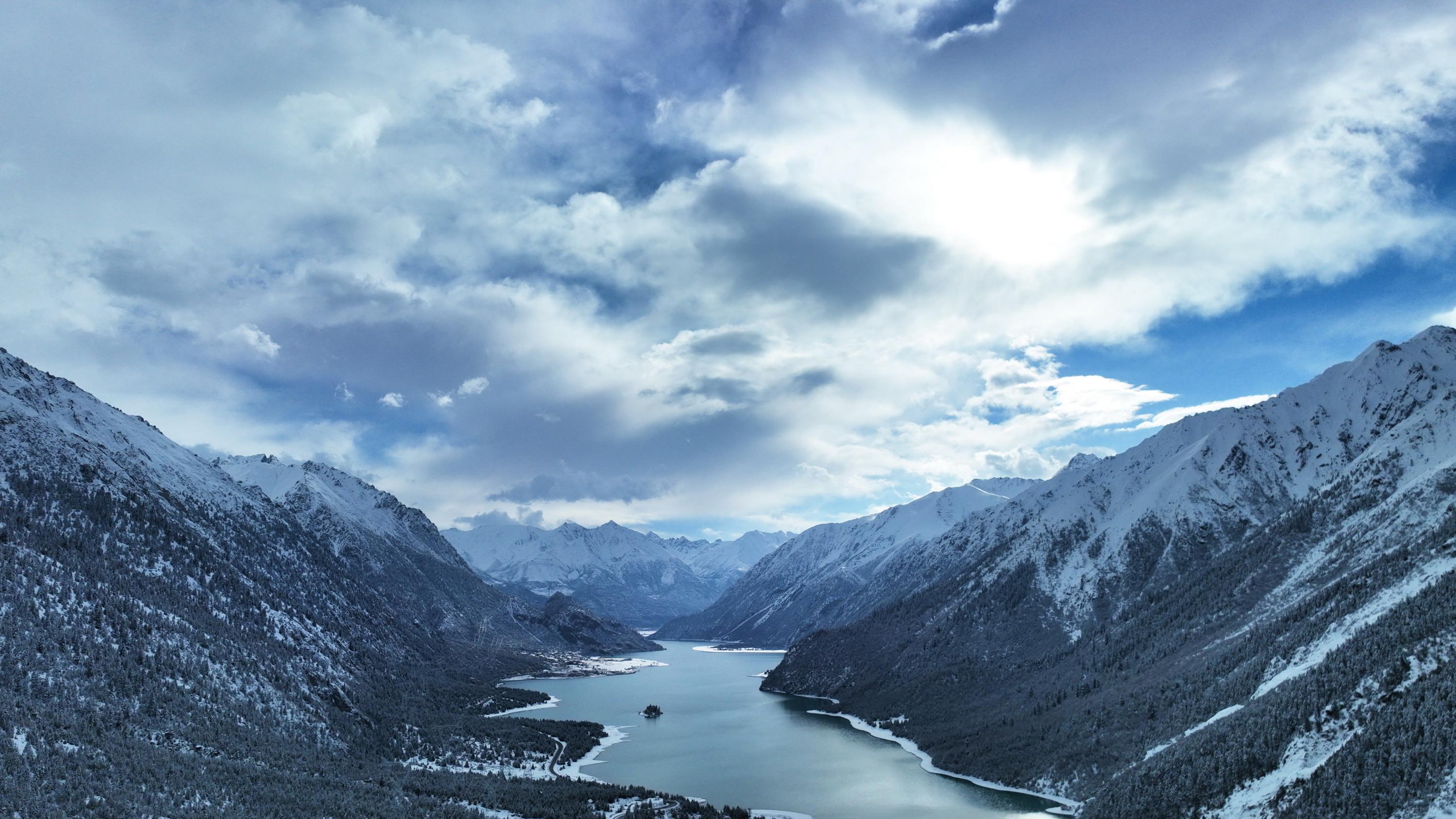 雪域林芝桃花图片 (在雪域江南西藏林芝邂逅漫山桃花)