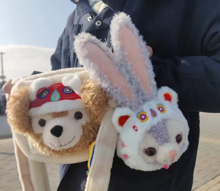 迪士尼新春抢购达菲,迪士尼达菲新春